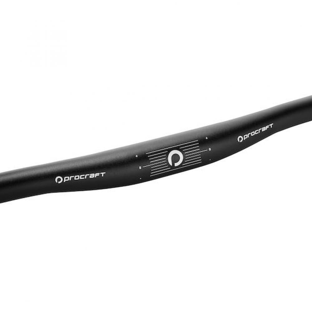 Schwarzer Procraft Flat Pro Aluminium-Lenker 660 x 31,8 mm mit 8 Grad Backsweep und zentraler Skala.