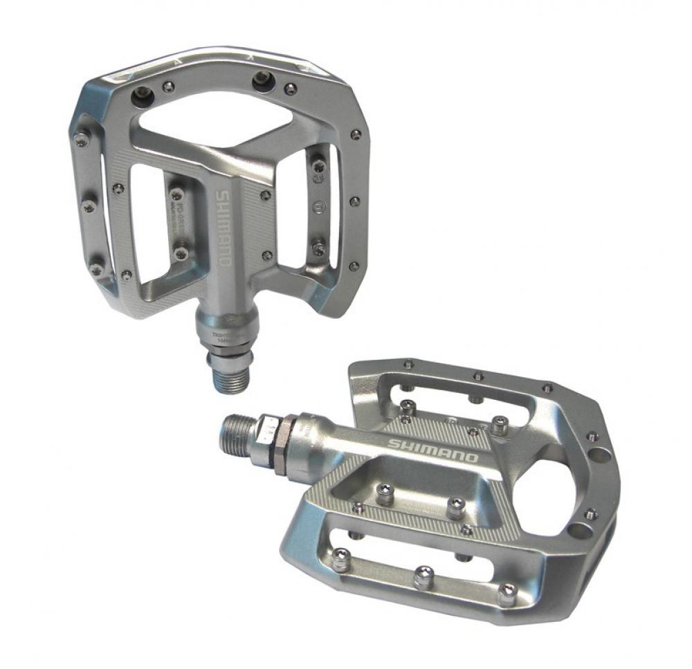 Shimano PD-GR500 Silber Flat Pedal robustes Plattformpedal für Mountainbike und Trail Fahrten im Gelände.