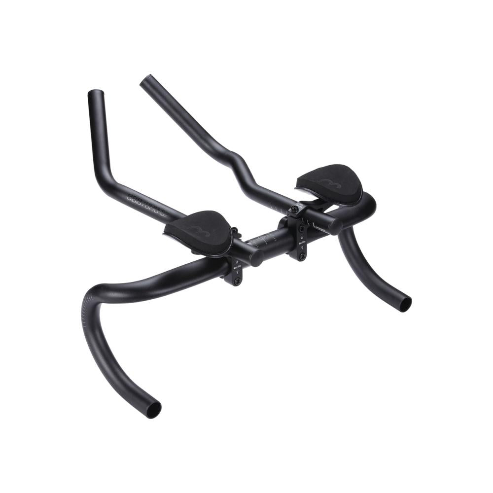 BBB Cycling AeroBase Triathlon-Lenkeraufsatz in Schwarz mit gepolsterten Armauflagen für aerodynamisches Fahren.