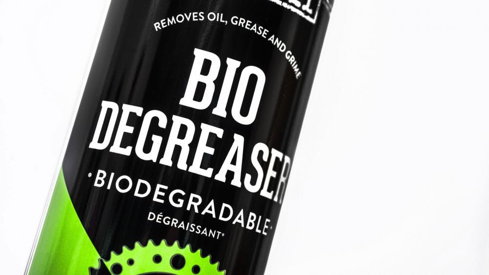 Muc-Off Bio Entfetter Aerosol 500ml pink, biologisch abbaubar, wasserlöslich, entfernt hartnäckiges Fett & Kettenwachs, ideal für Antrieb & Schaltung