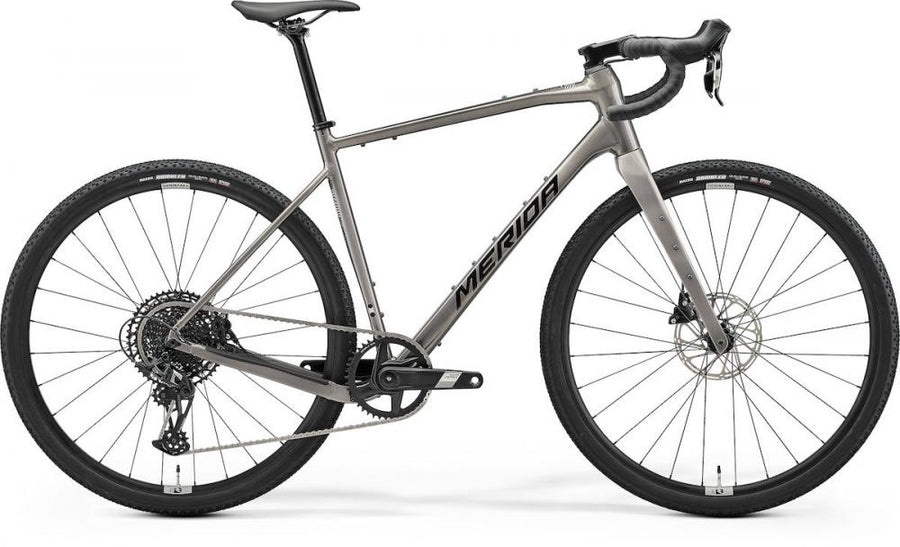 Merida Silex 500 Gravelbike M Warm Slate Grey-Black, Aluminiumrahmen Silex Lite II, SRAM Apex 1x12, hydraulische Scheibenbremsen, Maxxis Rambler 45 mm Reifen, ca 10,8 kg