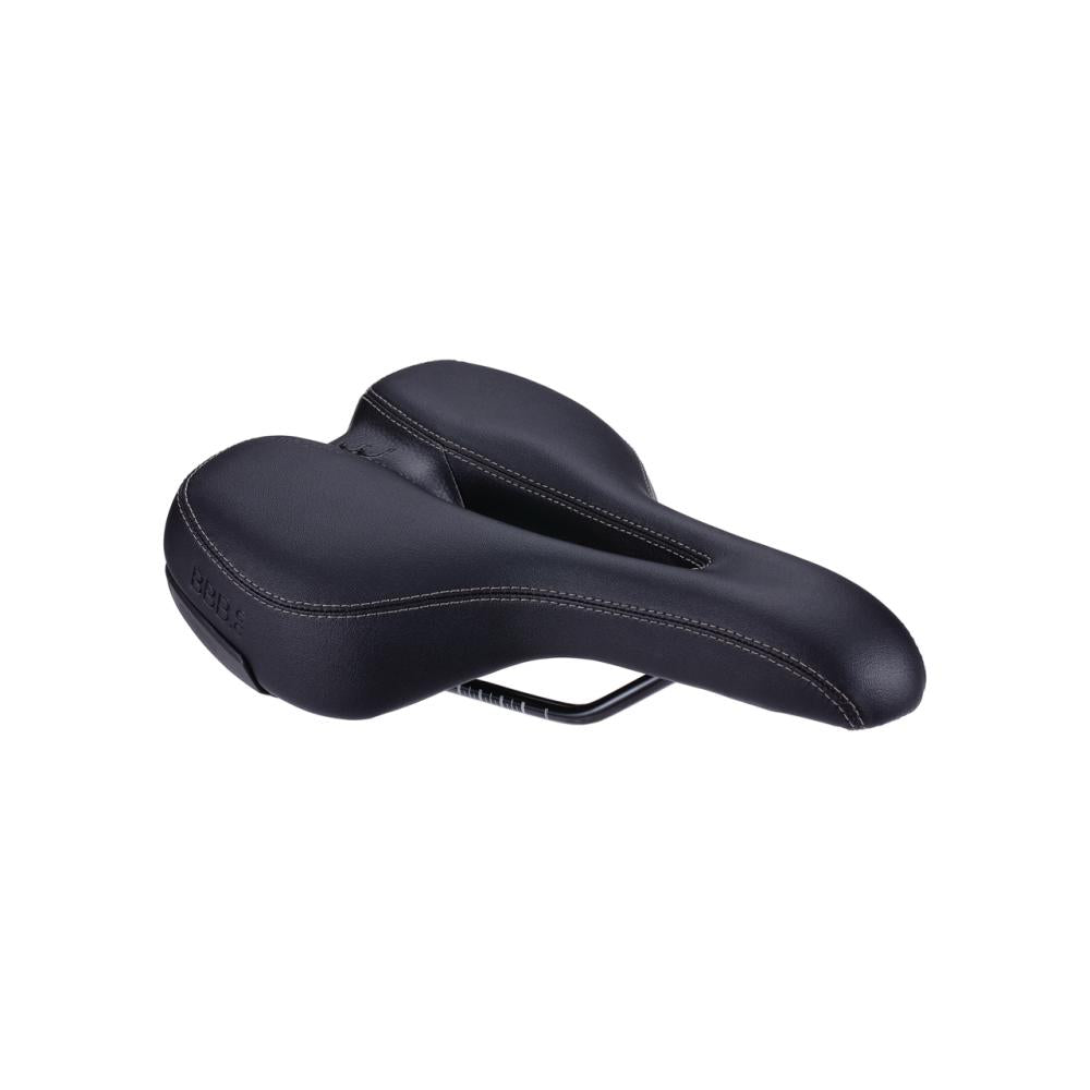 Schwarzer BBB SoftShape Active Tourensattel 170x265 für aktive Sitzposition, komfortabel und ergonomisch.