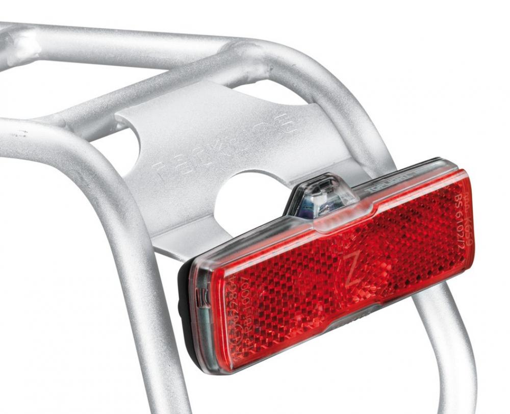 Busch&Müller Toplight Mini plus Fahrradrücklicht, rot, StVZO-zugelassen, am Gepäckträger montiert.