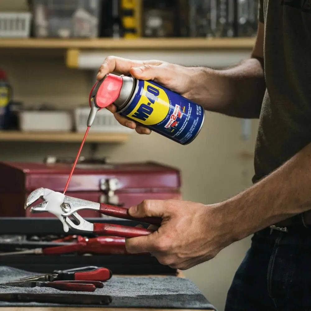 WD-40 Smart Straw 400 ml - Multifunktionsöl mit präziser Doppel-Sprühfunktion